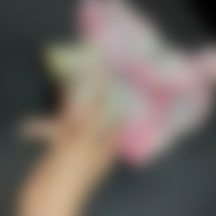 おはよ☀🌈
今日２／２７は「にぃなの日」っ🍀

みんないつも構ってくれてありがと✨

今日のぬけがらちゃん👙