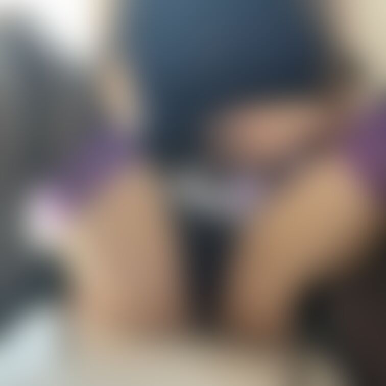 赤くなったお尻と汗かいて蒸れたパンストとパンプス.....💓