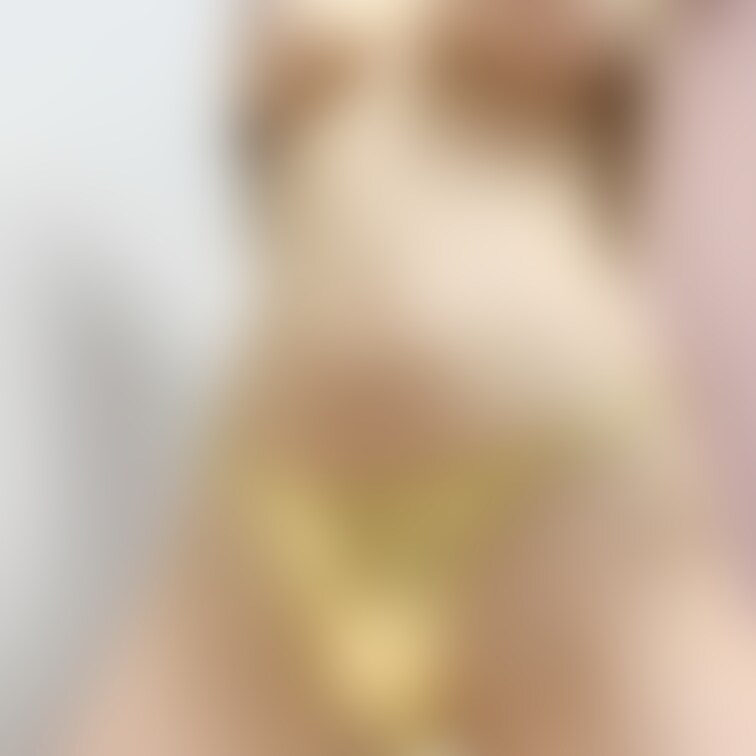 ゴールドビキニ👙シリーズです✨