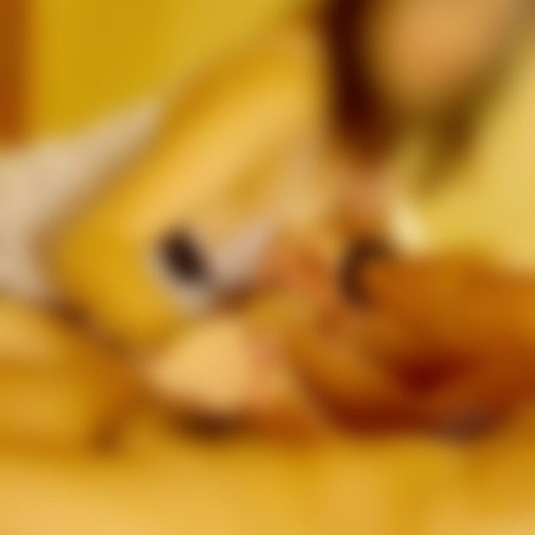 主婦が手コキしてる動画
授乳中の時なので、オッパイと乳首が仕上がってます🤤