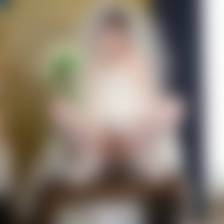 #003 MKちゃん
花嫁さんのおしっこ見てください(#^.^#)(18/23ページ)
プレミアムプラン専用モ