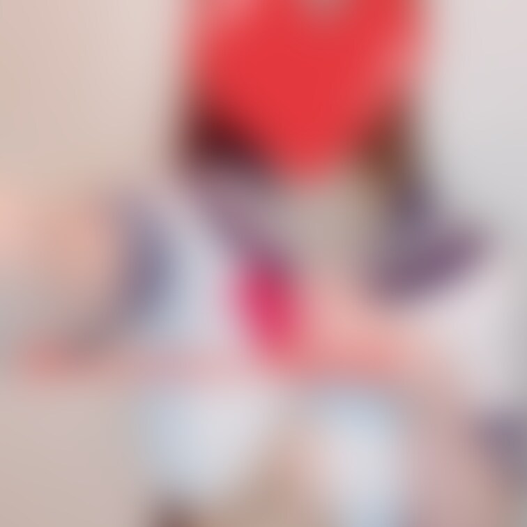 セーラー服で自撮りしました♡
ポ○○○は¥2000か¥10000のプランで見れます🥺