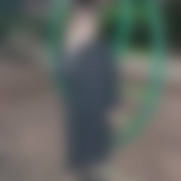 お散歩🌙
 夜の公園楽しい💓
 
 《いいね♡》が活動の励みになります🐈‍⬛
 ポチッとしてくれたら嬉しいです🫶