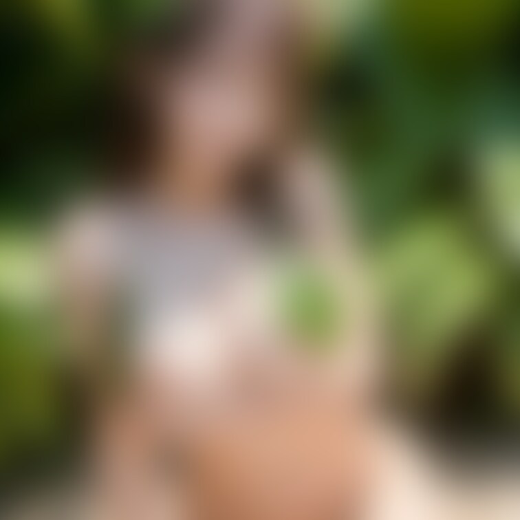 「葉っぱの水着No1」からの非SNS画像です