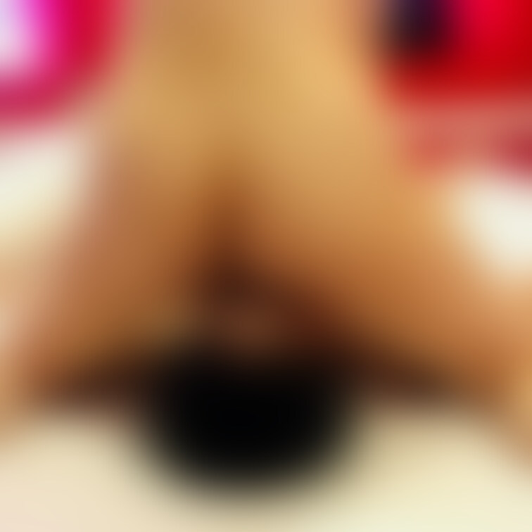 顔面騎乗でえむぽちくんを○○○するつもりが、クンニ気持ちよすぎて絶頂アクメしちゃって顔面ビチャビチャにしちゃった🤣💓