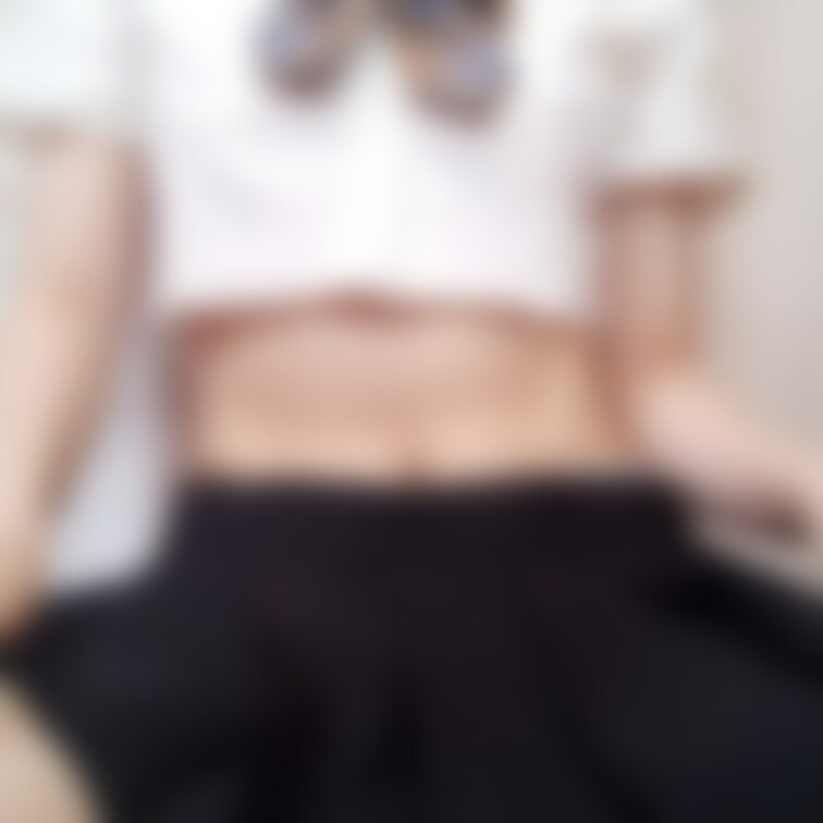 制服でウーマナイザーを使ってクリオナ♪