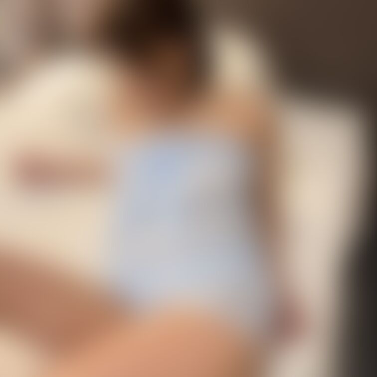 だって、、、
ランジェリー、、来てた方がぁ、、
セクシーだったり、、するでしょ。。。