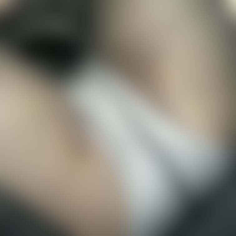伝線タイツ⚡️

【みみからのお願い💕】 
えっちだと思ってくれた方は 
写真下の♡印をポチッとしてくれると、 
