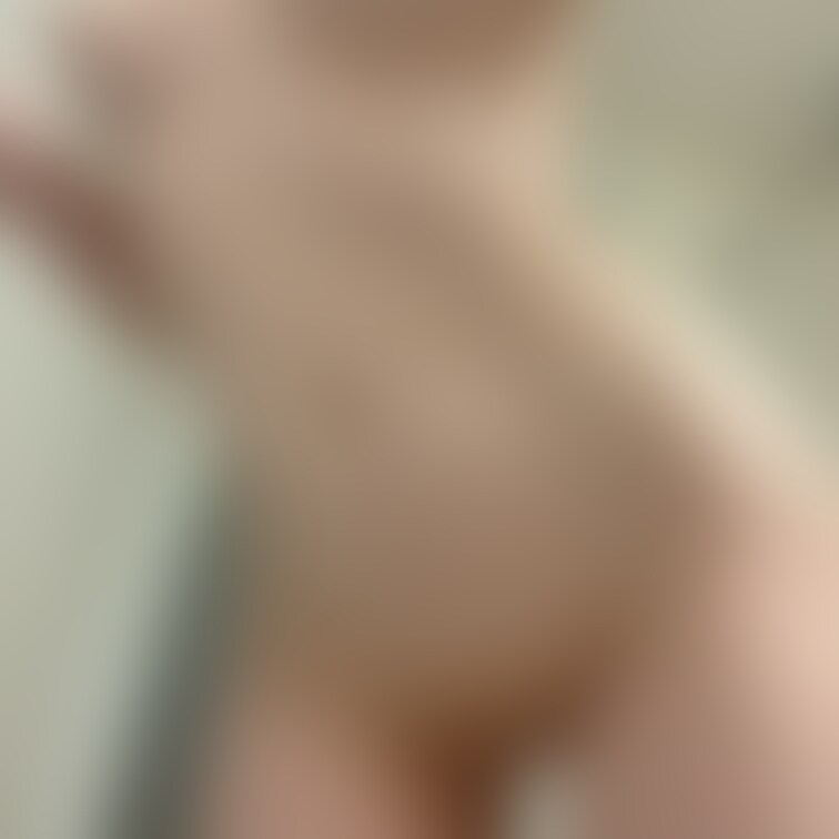 そんなところ見るなんて…変態だね///
パイパンおま○こは好き?♡