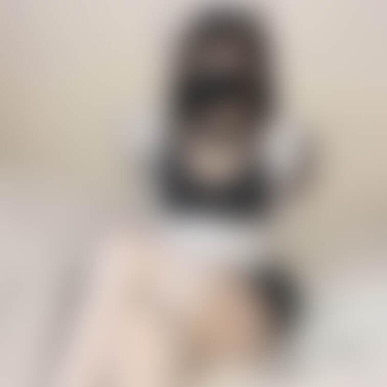 初投稿です！
初顔出しでメイド服コスプレになります。
ちょっとえっちなので、もっとエッチなのを求める人は御遠慮くださ