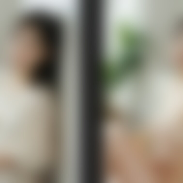 着衣と脱衣の並べた画像です    画像№1580