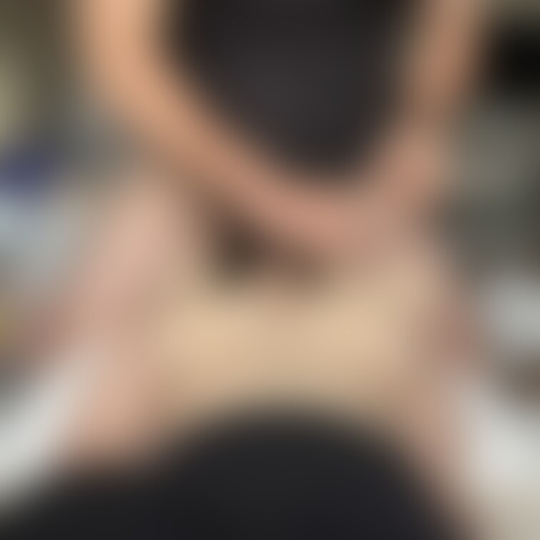 ころんのおっぱいって結構張りがあるので
洗濯バサミがそんなにたくさんつけられません。

それでも○○○つけると結構