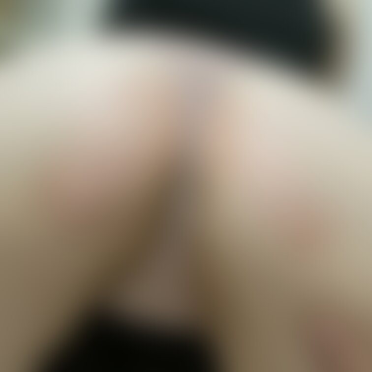 欲情しているときはいつも四つん這いになってアピールしてきます。