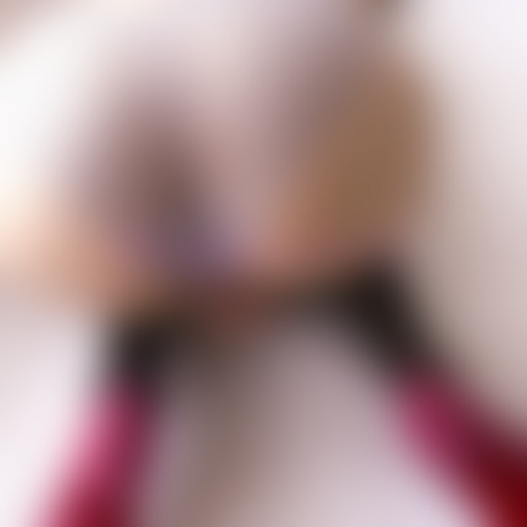 くいっとズラして…🥺💦
そのまま入れていいよ…💕
だって…
もうとろとろになってるんだもん💖