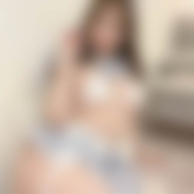 【アイドルみたいな...🐱️🩵】
昨日、過激プランの内容が全体公開になっててやらかしました😱 過激プラン以外で顔出