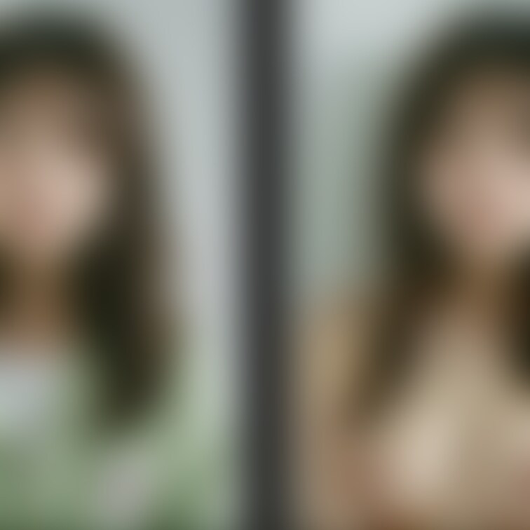 着衣と脱衣を並べた画像です。画像№993
