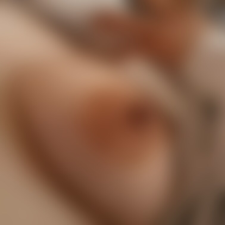 柔らかい垂れ乳デカ乳輪🙏🏻