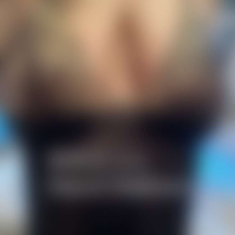 巨乳見て、今日も頑張ろう!!
Get energy from my big boobs!
