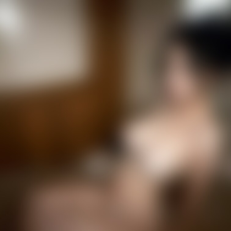 これからえっちなことされちゃう女の子