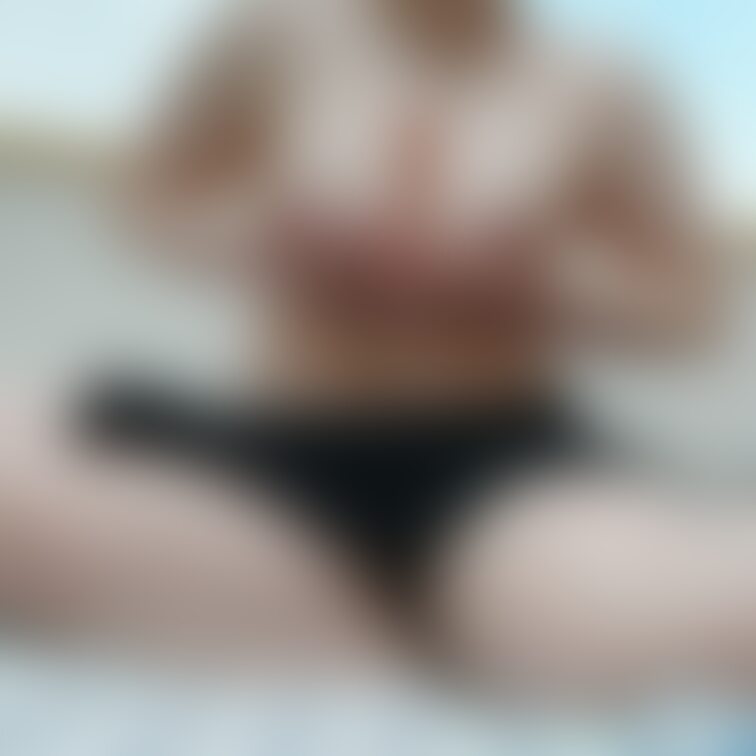 何が挟まっているでしょうか?🩷🩷