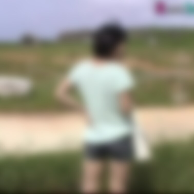 沖縄旅行の時、残波岬でコラボ動画です。当時沖縄在住のご夫婦さんと、コラボ撮影してきました。コラボ先の奥様は顔へのぼかしを