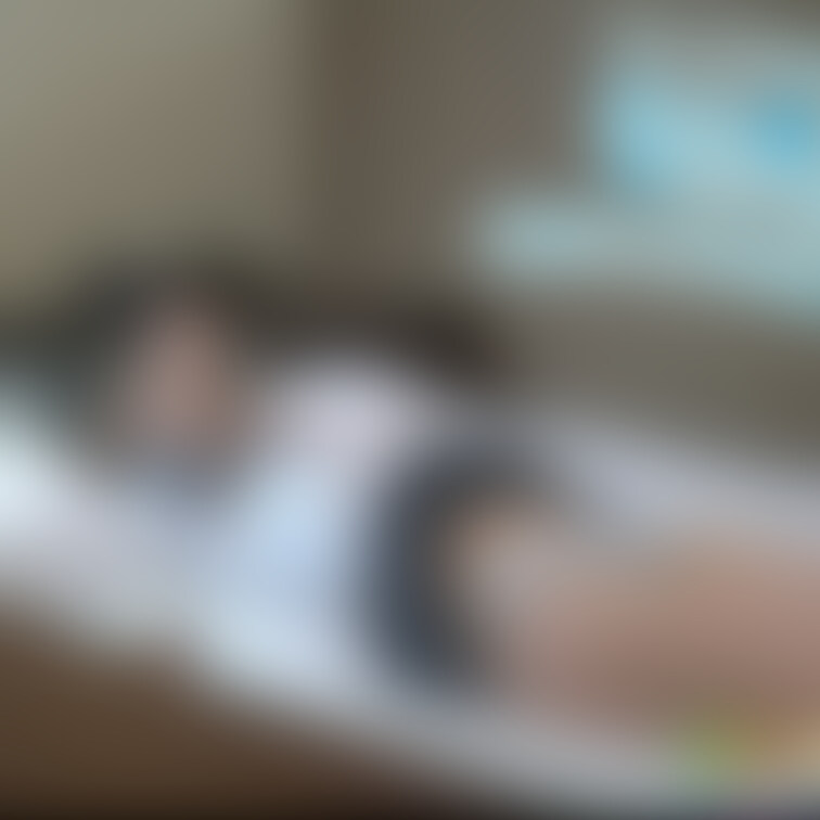 春休みに入った女子○学生❣️ ラブホでイタズラしたら速攻で濡れ濡れ😄