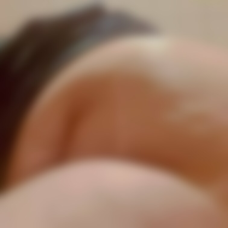 某スーパーにて
デカ尻と腹肉見せつけ