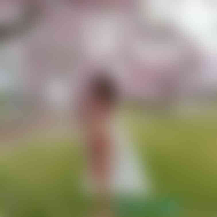 桜とランジェリーどちらが綺麗ですか？