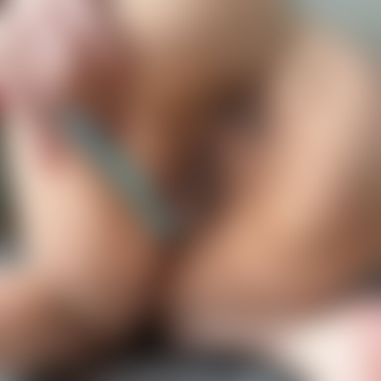 おトイレ直後のめっちゃ恥ずかしいアソコ...⸝⸝⸝💗