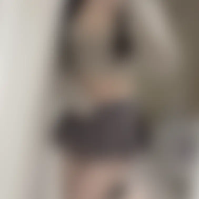 ミニスカJ○ニットコスプレらしい、、、