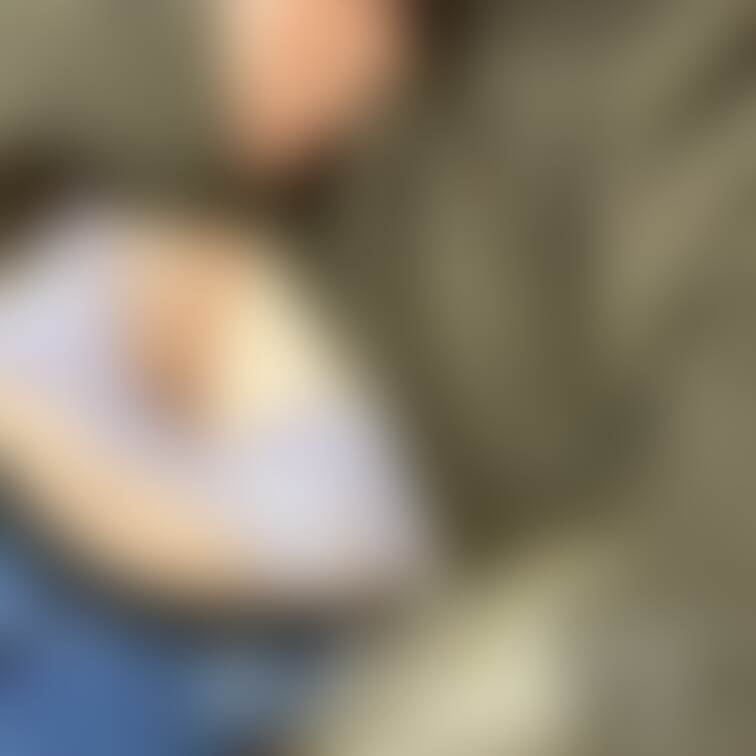 チラ見せぱい