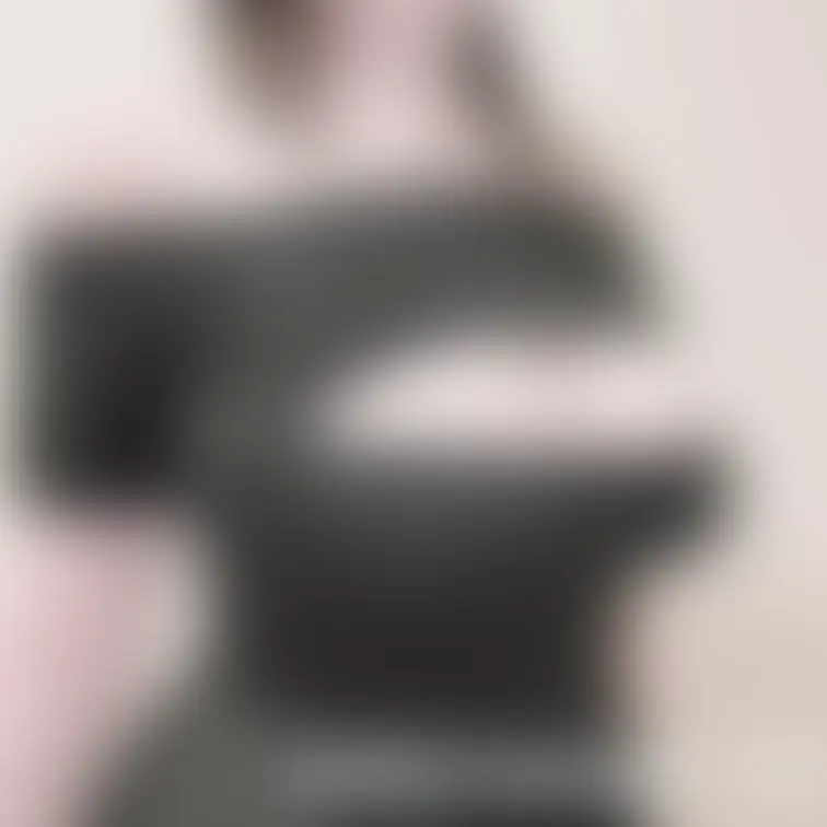 【コスプレ】圧迫感がすごいお洋服⸜🖤⸝