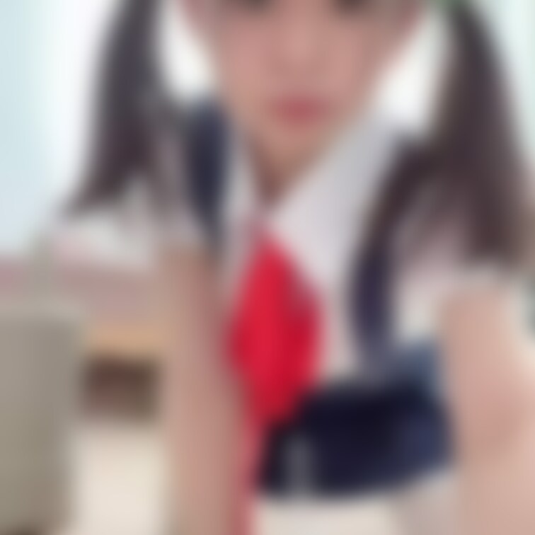 口元と二重顎がおぶす過ぎて顔隠そうかと思ったんだけどね🥹