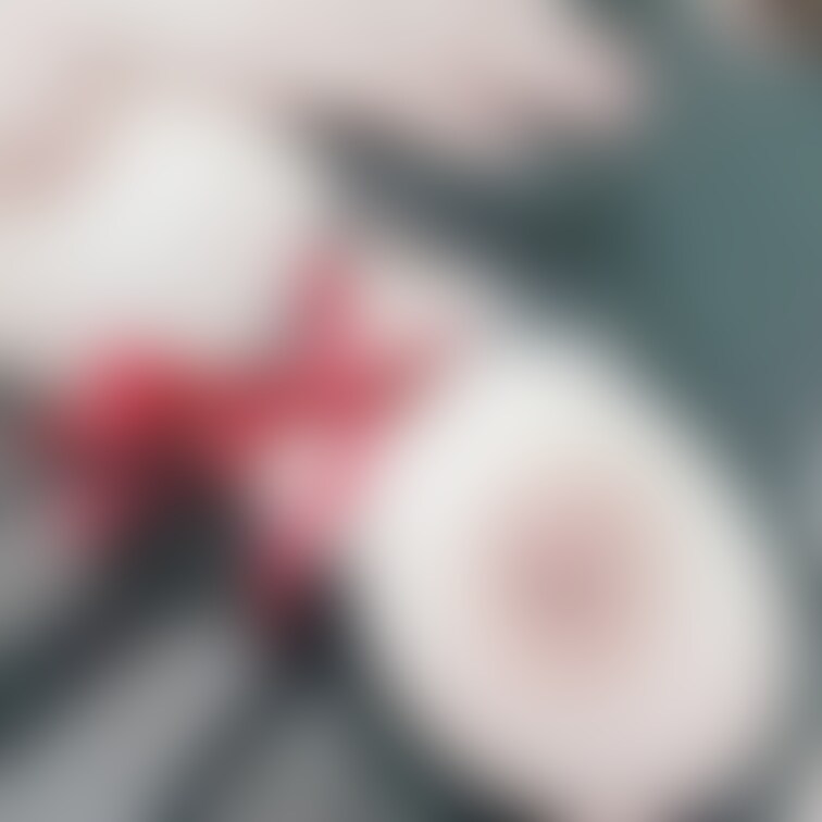 エッチなコスでおっぱい②