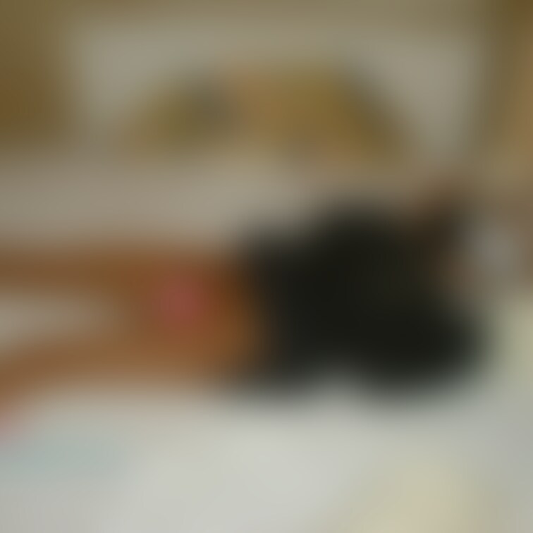 ただ今こちらのパイパン縦筋オマンコの黒コギャル愛ちゃんの猥褻画像と猥褻動画を会員ページで配信中です❤️
当然❤️スタン
