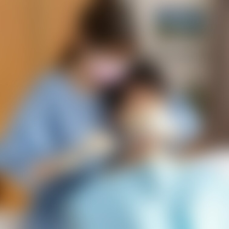 歯医者さんごっこ、自宅、白衣、エプロン、ゴム手袋、マスク、彼女、ベッドの上、歯磨き