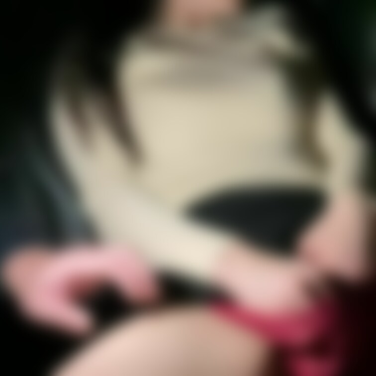 2/18土曜日深夜　その1
ネットで単独さんを募集して車内オナみせ→
フェラ→クンニ→挿入寝取らせ

待ち合わせ