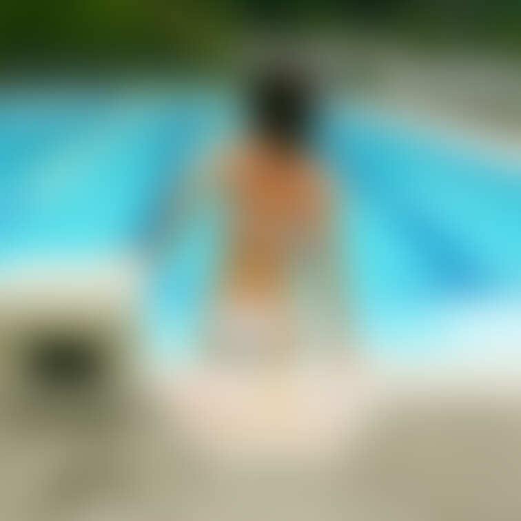 白透けビキニ