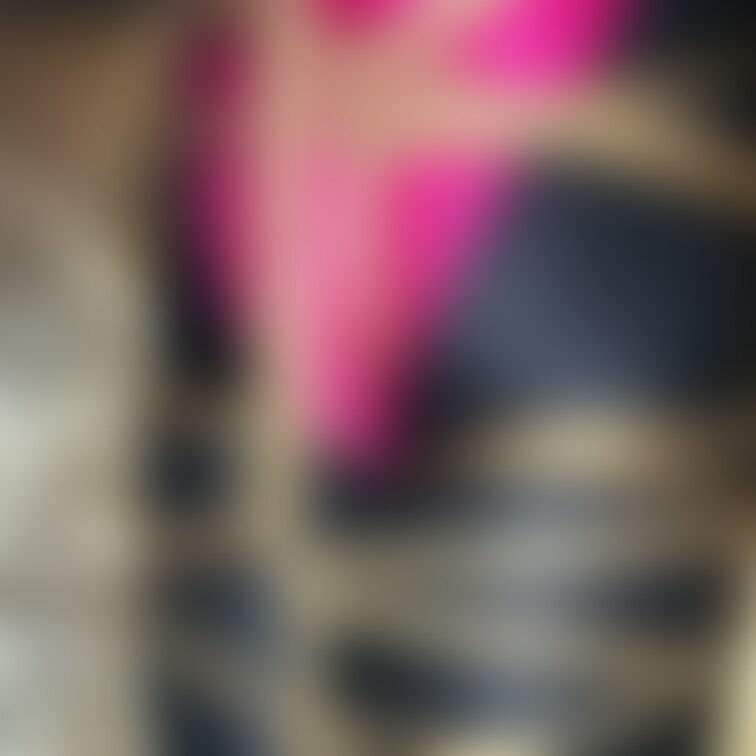 横縄より縦縄。首や股間や足の指間繋ぐと狂います。最近の○○○は横圧縄ばかりが多くて見てても感じなくなりました。
タイツ