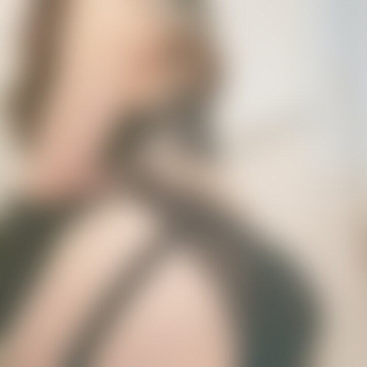さなさんの大きなおしりが目の前に…
たべてもいいんだよ？