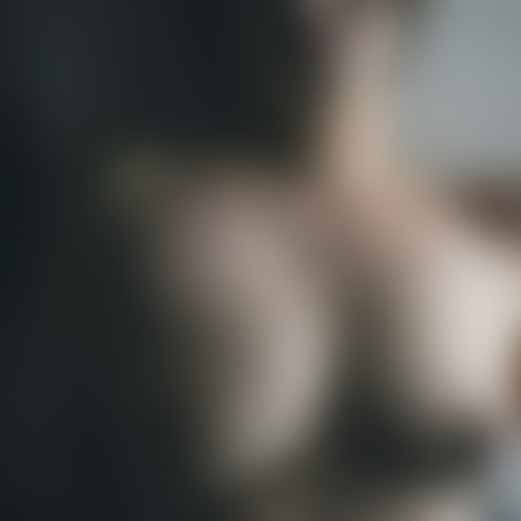 私の胸が好きな人がいるといいな。