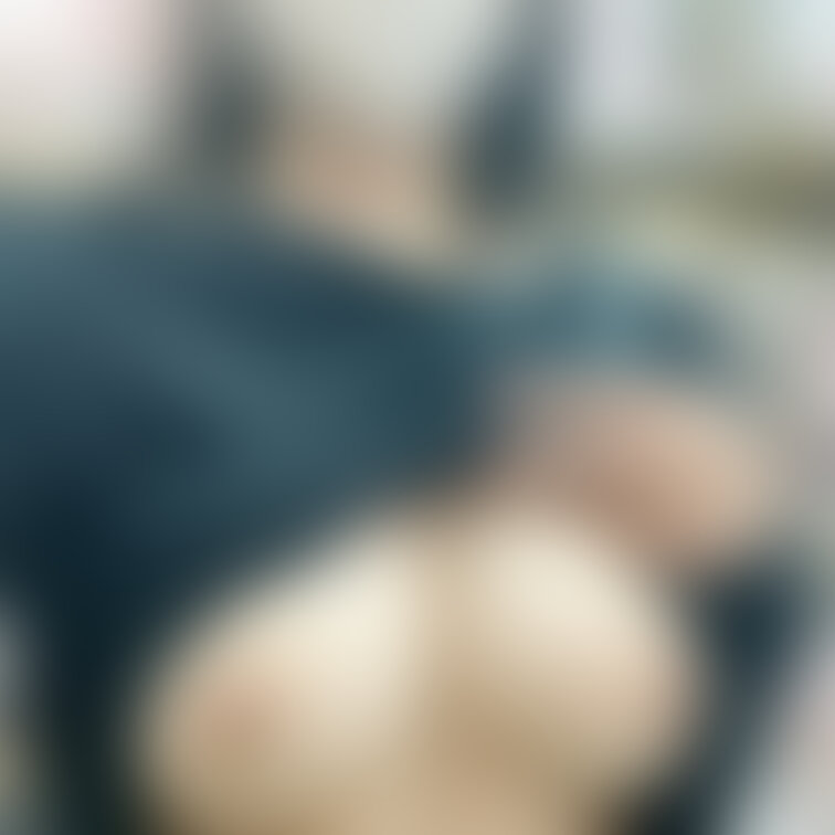 ずっと同じ男性が近くにいた。。|ω･`)