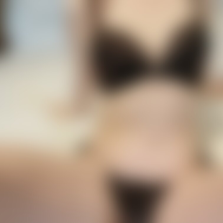 脚を開くように言われると恥ずかしいけど、なぜか感じてきちゃう💦
早くしてほしいなっていう気持ちになっちゃうんだ💓