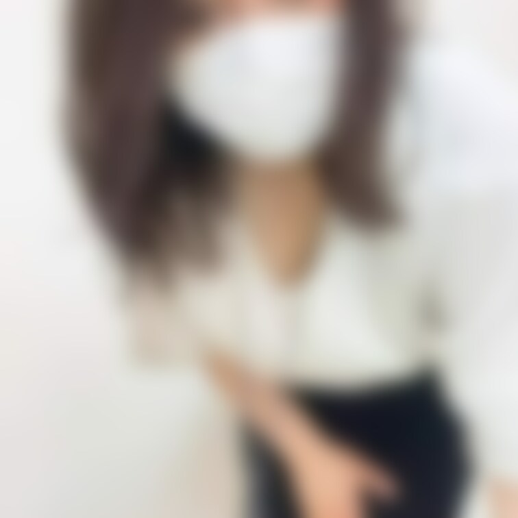着衣からのぱんちら❤️