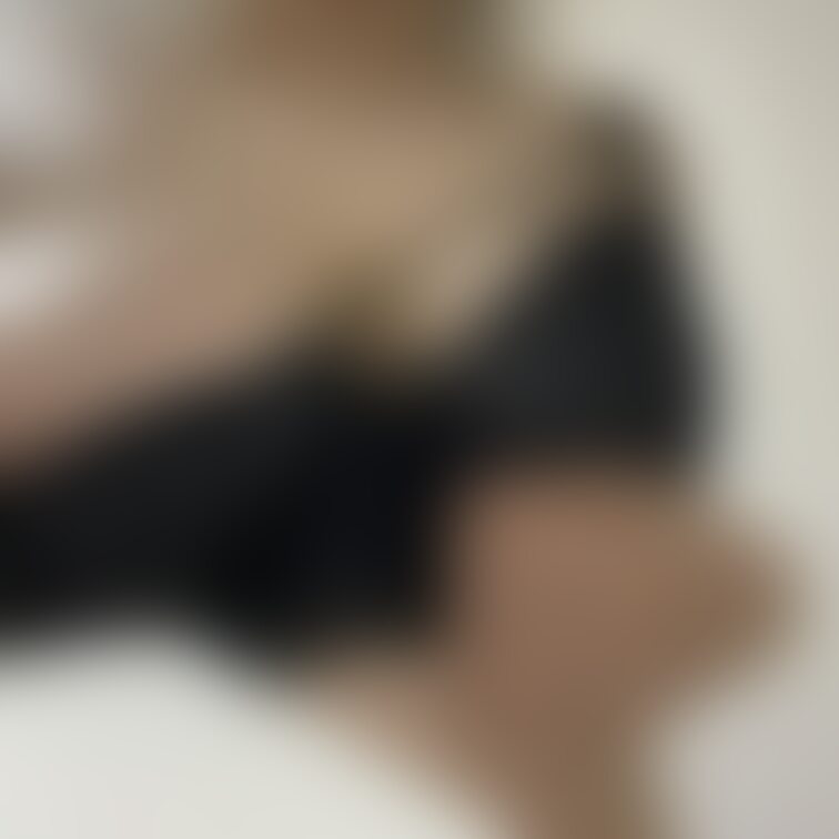 見えちゃいそう😳😳
