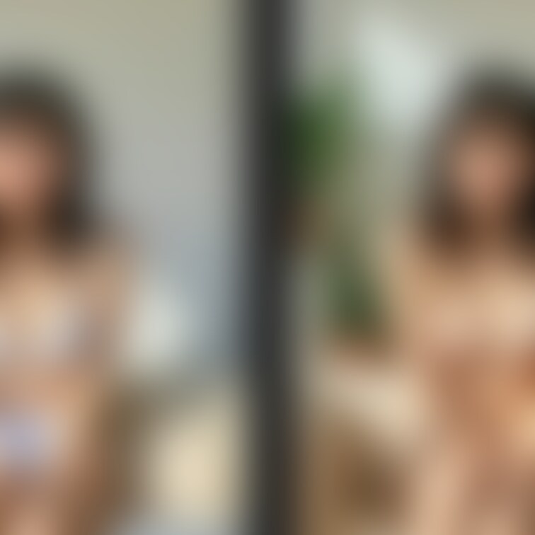 着衣と脱衣を並べた画像です。画像№729