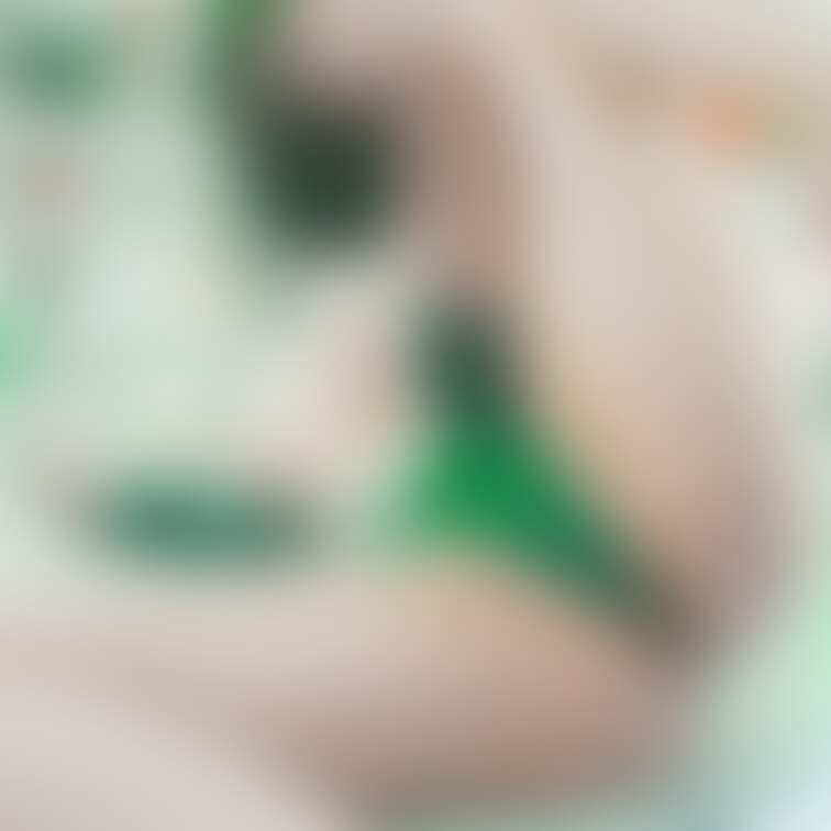 際どい💚おっぱいver.