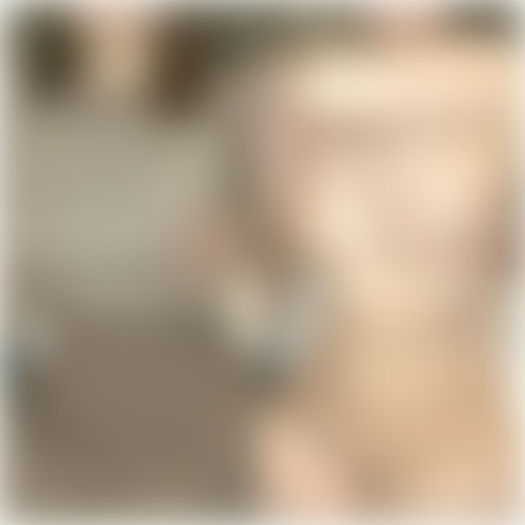 私服とこのむちむちボディの対比エロくないですか？😇

フルバージョンはこちら
https://myfans.jp/