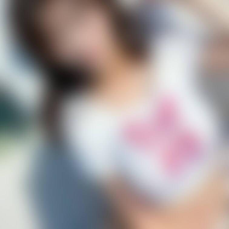 ご指名によりジョシュアちゃんが裸で起こされます。
「うんん？なに？スルの？」
＊ジョシュア