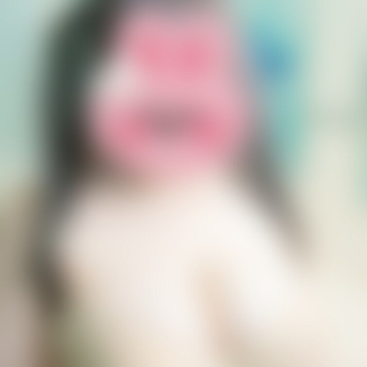 いかにも綺麗な撮影用の下着も良いですが、
普段のナチュラルな下着もまたグッときますね❤